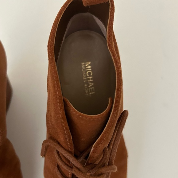 MICHAEL Michael Kors Pierce Leather Suede Rust Brown Lace Up Wedge Booties - 7.5 - Picture 3 of 10